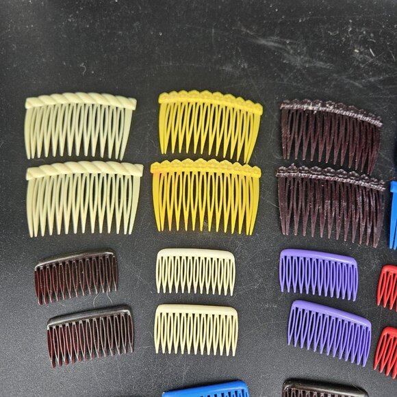 Vintage Plastic Side Hair Combs Barrettes Clips Assorted Hair Accessories Lot 24 - Picture 2 of 6